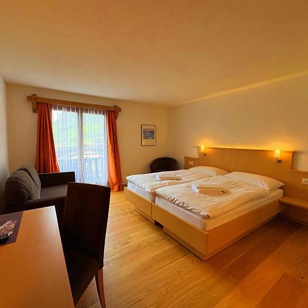 קלוסטר Madrisa Lodge מראה חיצוני תמונה