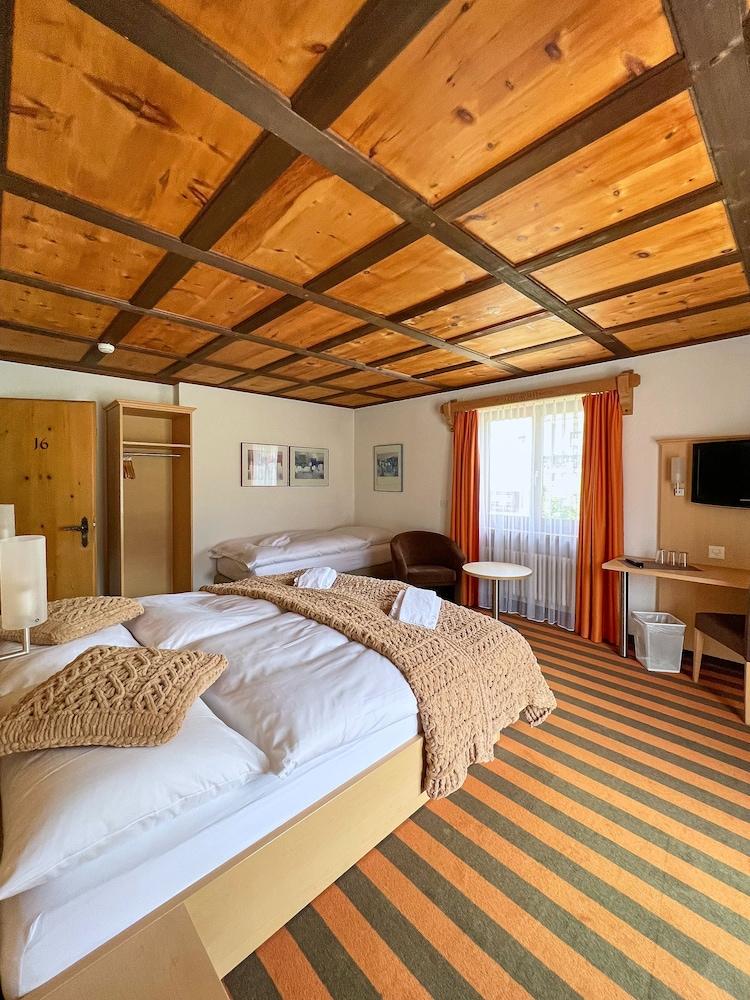 קלוסטר Madrisa Lodge מראה חיצוני תמונה
