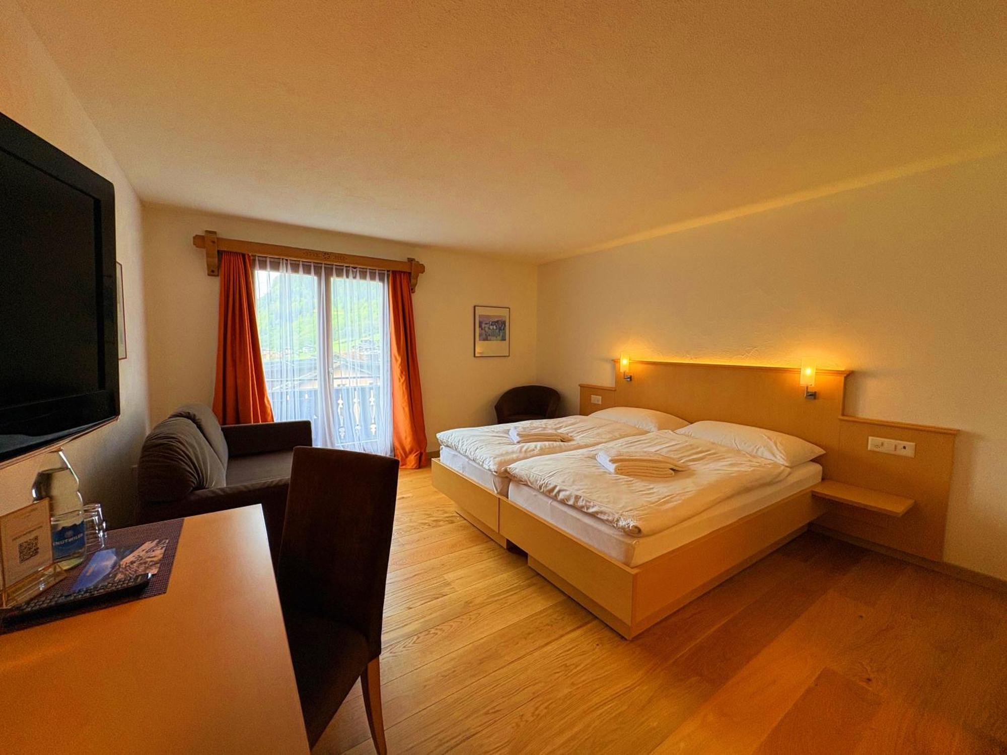 קלוסטר Madrisa Lodge מראה חיצוני תמונה
