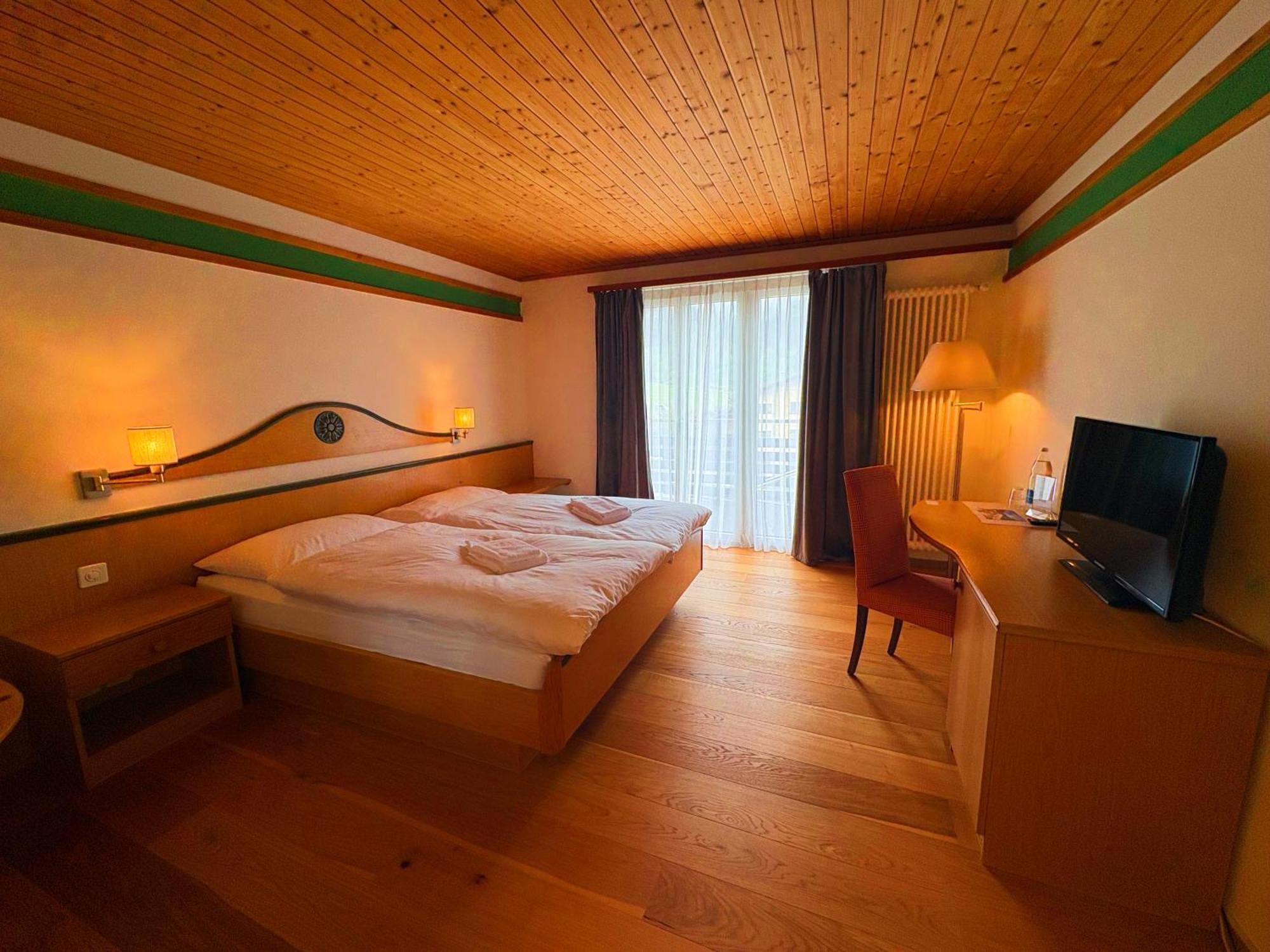 קלוסטר Madrisa Lodge מראה חיצוני תמונה