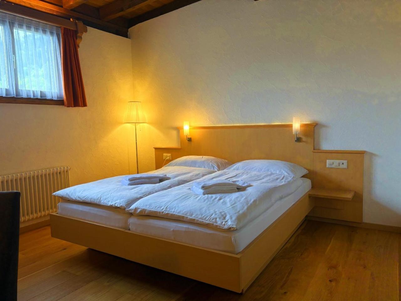 קלוסטר Madrisa Lodge מראה חיצוני תמונה